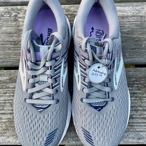 Brooks Adrenaline GTS 19 - Excellent condition